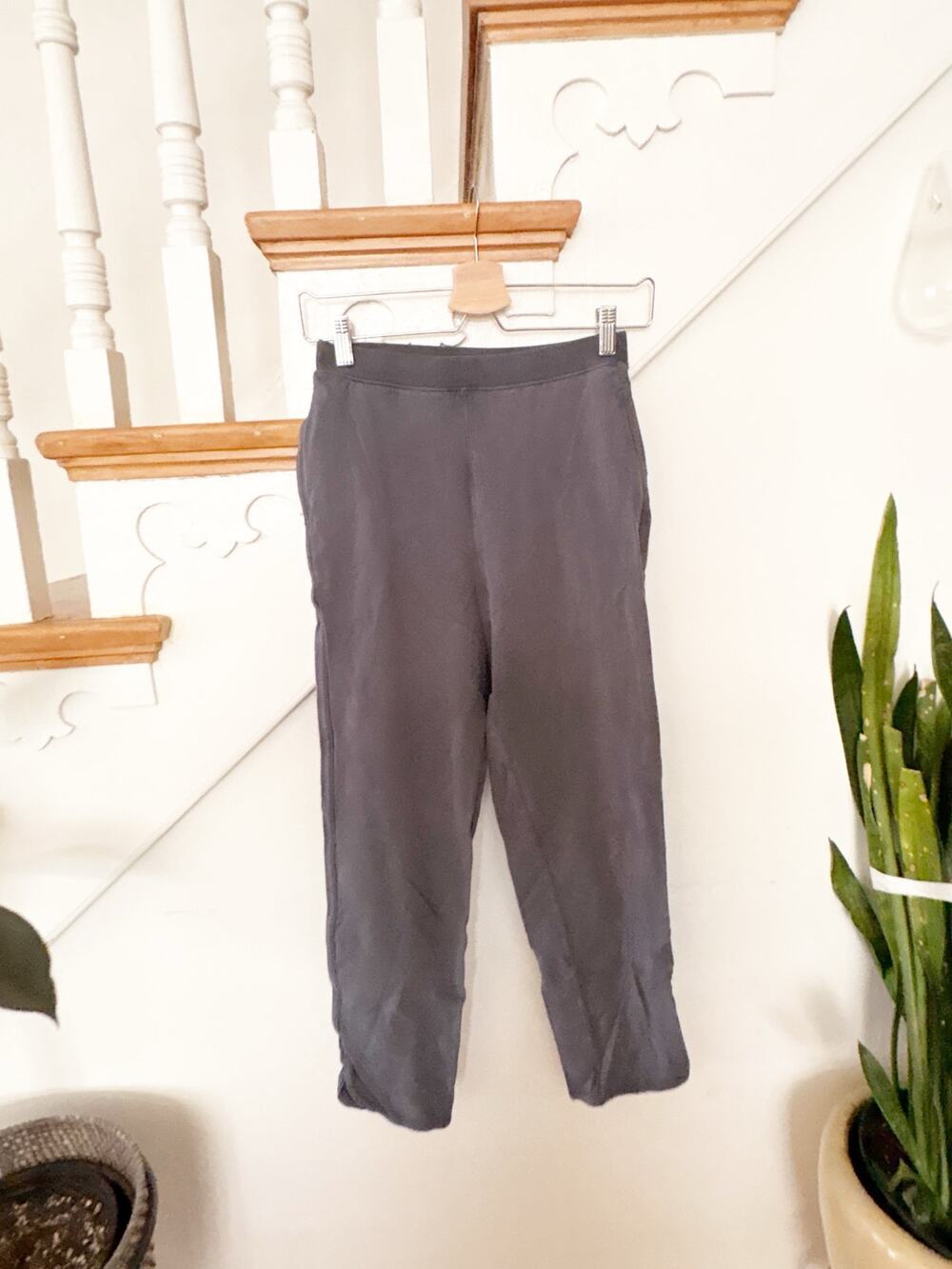 Lululemon Cropped Leggings Gray Blue Stretch Athletic Ankle Zip Running Size M